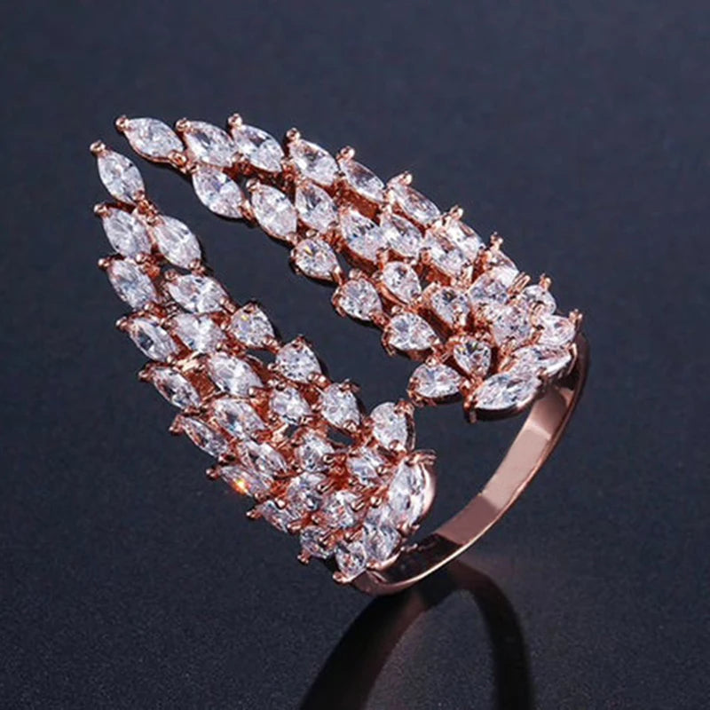 Huitan Bling Bling Wing Feather Rings Women Novel Design Romantic Accessories for Party Adjustable Opening Ring Fashion Jewellery