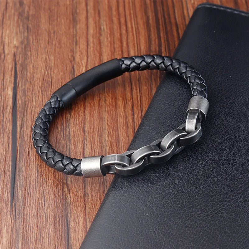 Leather Bracelet Infinity Shape Special Popular Pattern Men's Bracelet for Men Stainless Steel Jewellery Accessories Gift