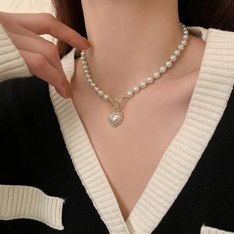 Elegant Pearl Necklace For Women Heart Pendant Necklaces Luxury Imitation Pearls Chain Necklaces Jewellery Girls Gifts