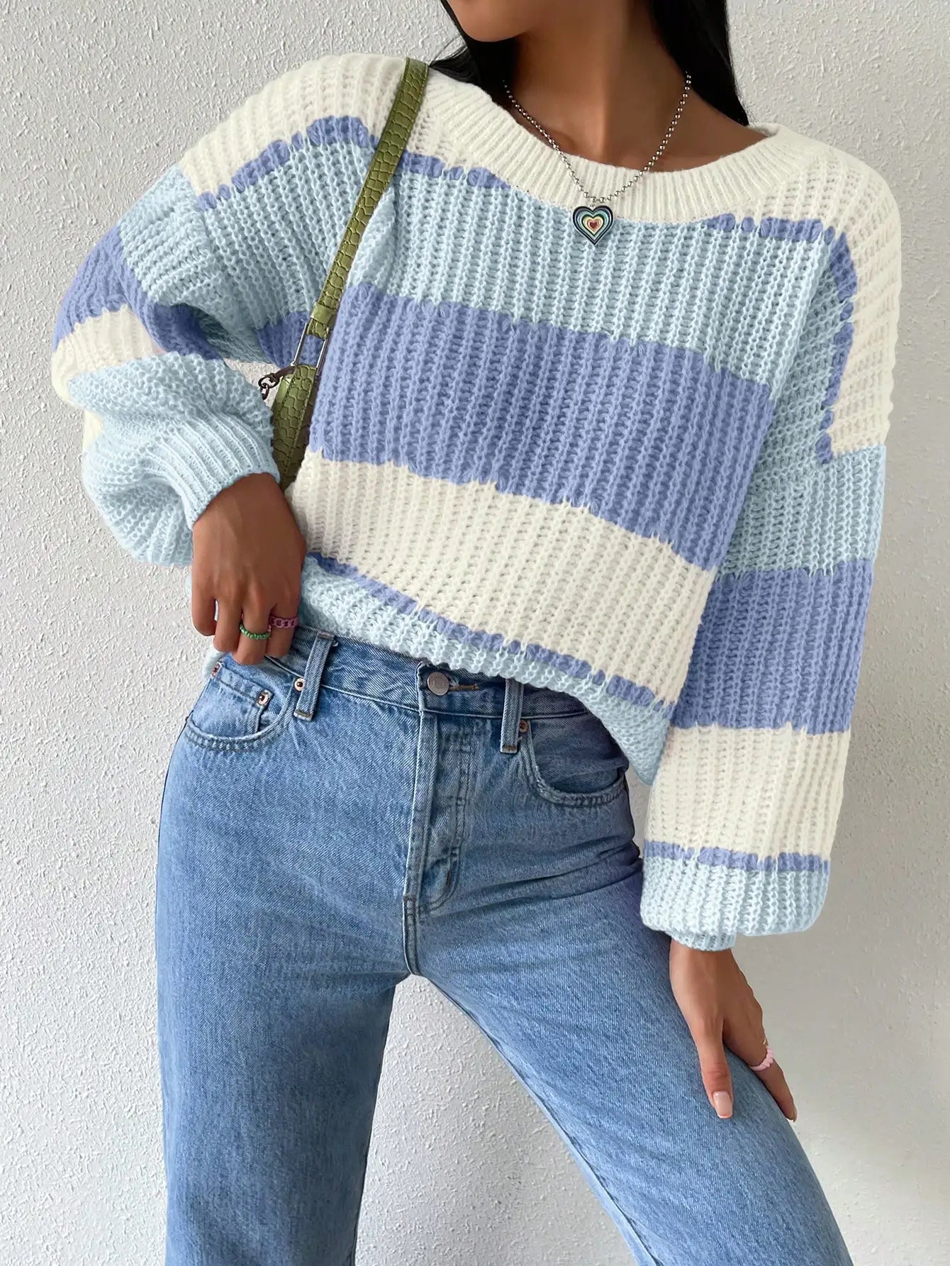 New color-blocked ribbed knitted shoulder sweater for women