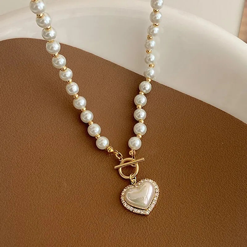 Elegant Pearl Necklace For Women Heart Pendant Necklaces Luxury Imitation Pearls Chain Necklaces Jewellery Girls Gifts