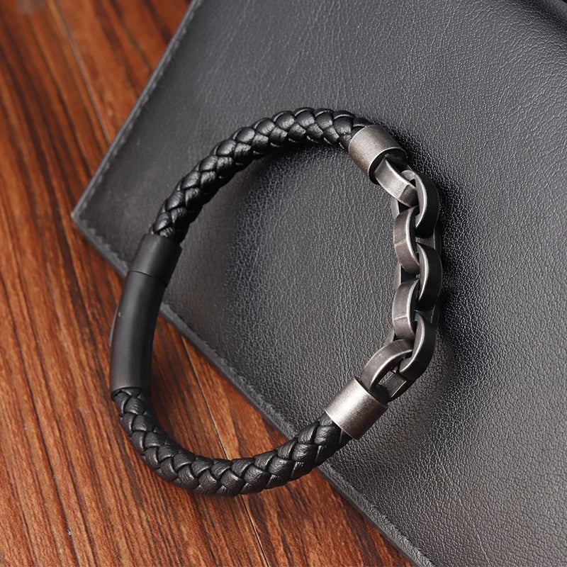 Leather Bracelet Infinity Shape Special Popular Pattern Men's Bracelet for Men Stainless Steel Jewellery Accessories Gift